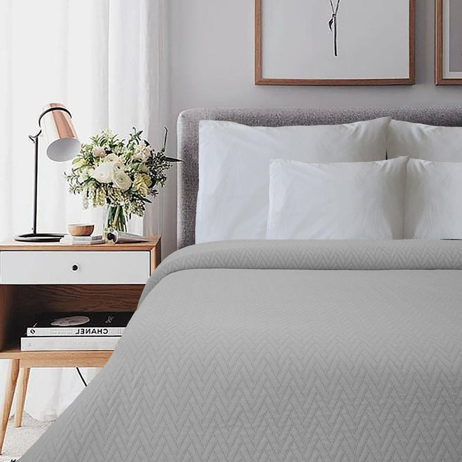 Herringbone Jacquard Bedspreads Jacquard Bedspreads Bargoose Home Textiles, Inc. Twin (80" x 116") White