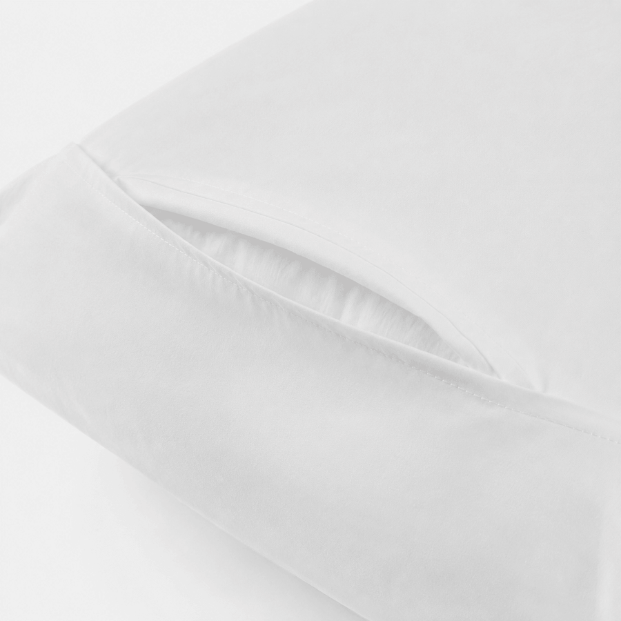 Close-up of the French fold envelope closure showing the zipper-free fabric overlap on a Bargoose pillow protector