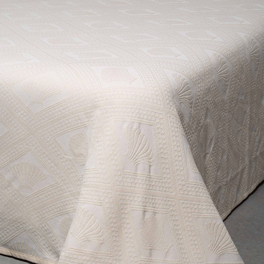 Avalon Jacquard Bedspreads by Bargoose Home Textiles Jacquard Bedspreads Bargoose Home Textiles, Inc. 