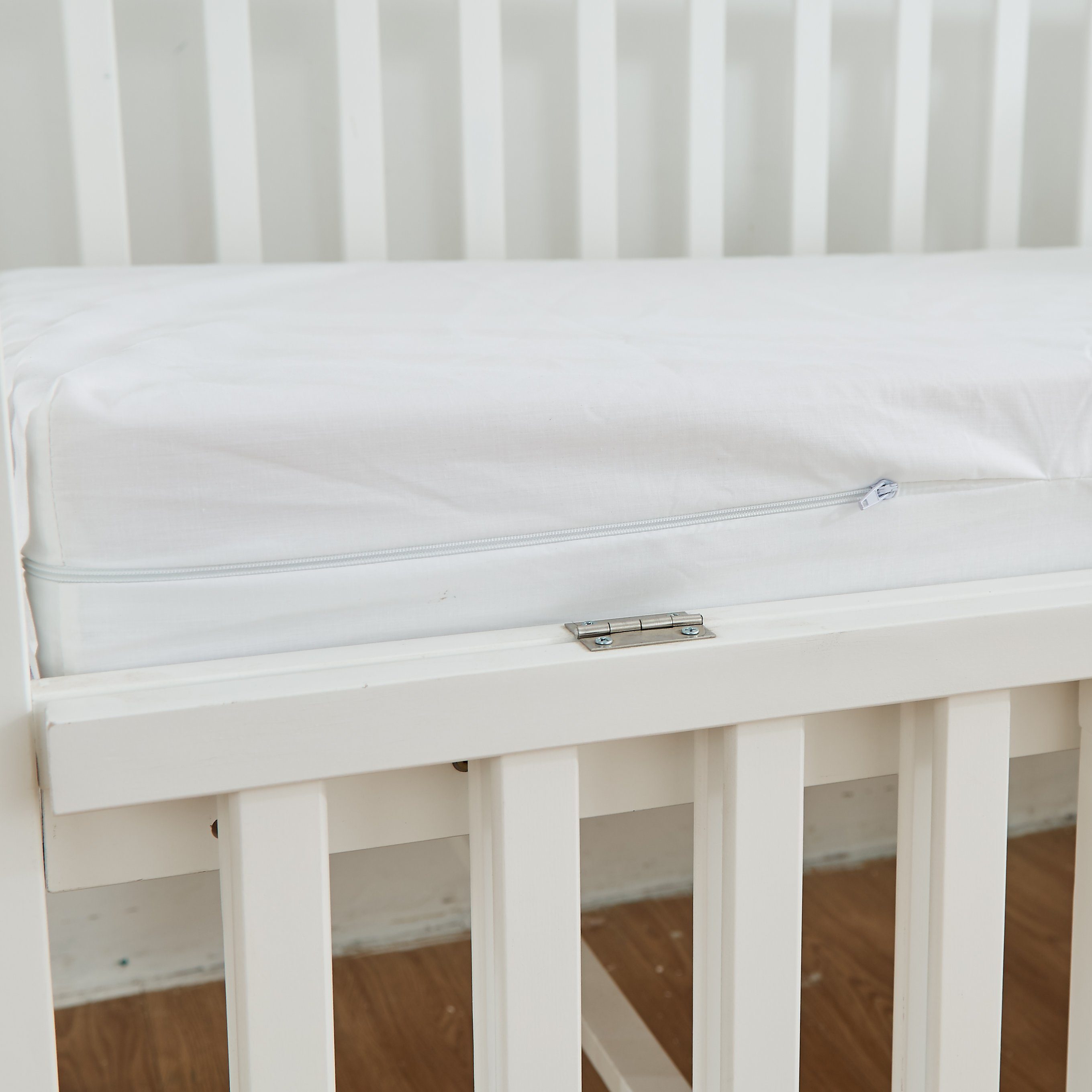 Zippered Baby Crib Bassinet Mattress Sheets / Covers Zippered Crib Mattress Protector Bargoose Home Textiles, Inc. 